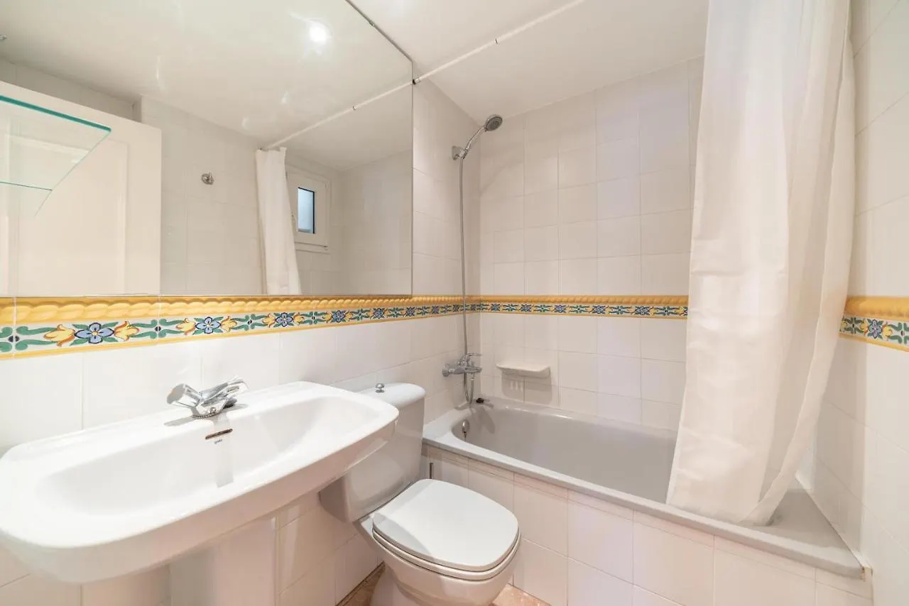 Apartment Sandra L'Escala Spain